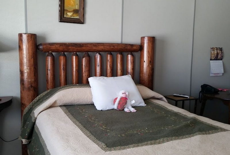 Colony Motel (Pearl Beach Bar & Motel) - From Web Listing (newer photo)